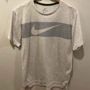 Nike Dri-fit tee, EUC medium